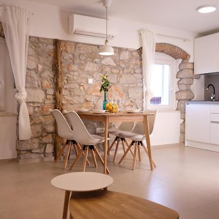 Apartment House Bucul Mali Losinj Bagian luar foto