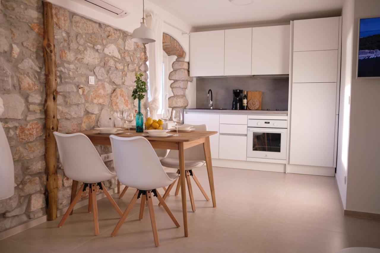 Apartment House Bucul Mali Losinj Bagian luar foto